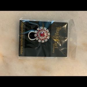 Magnetic eyeglass holder